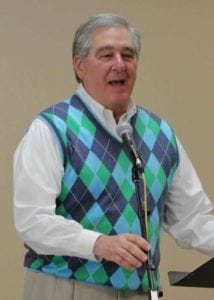Jerry Abramson spoke about his White House years Sunday at Temple Shalom. (photo by Rich Goldwin)